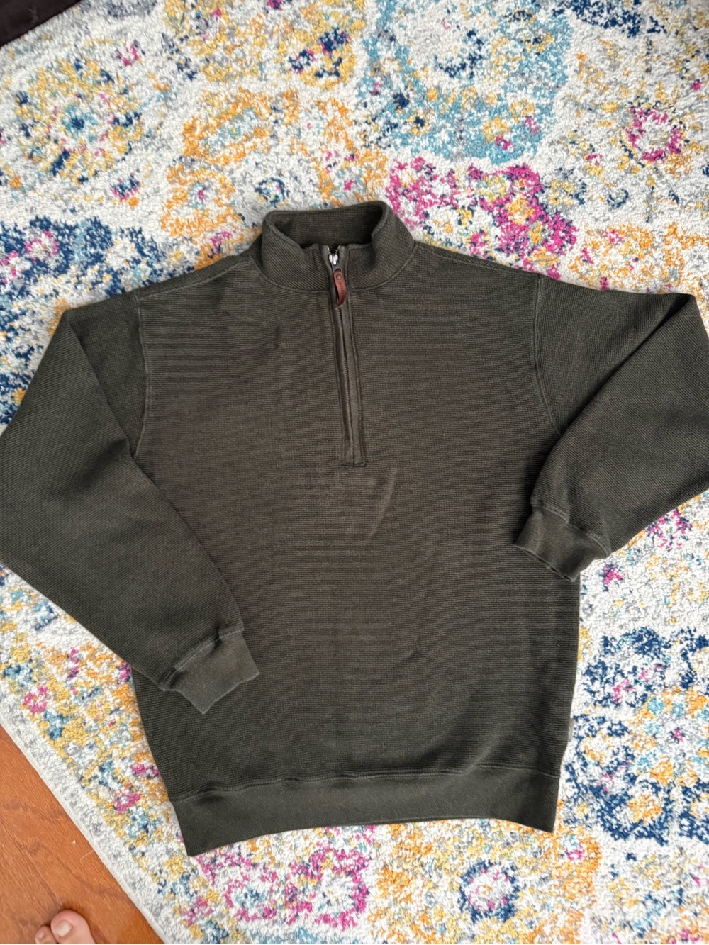 Woolrich quarter zip sweatshirt in olive green, size M 100% cotton